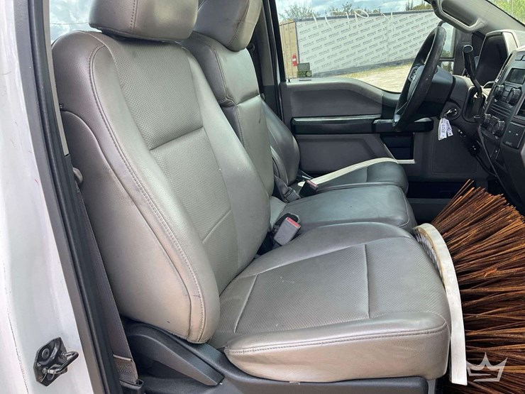 2017-ford-f250-image-21