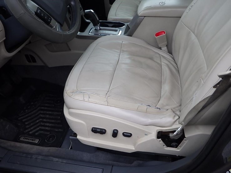 2009-ford-flex-image-25