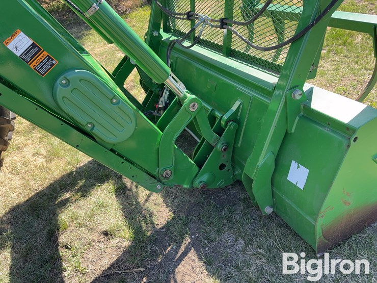 2020-john-deere-6155m-image-14