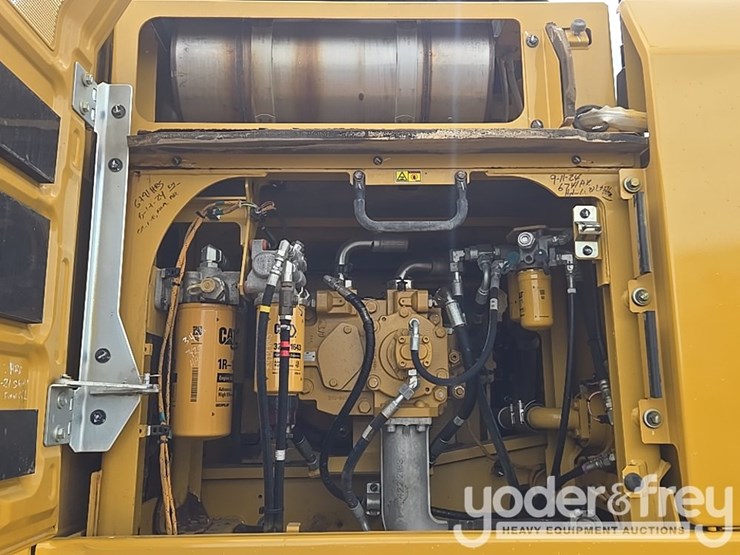 2017-caterpillar-336fl-image-38