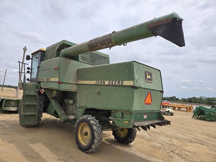 john-deere-7720-image-8