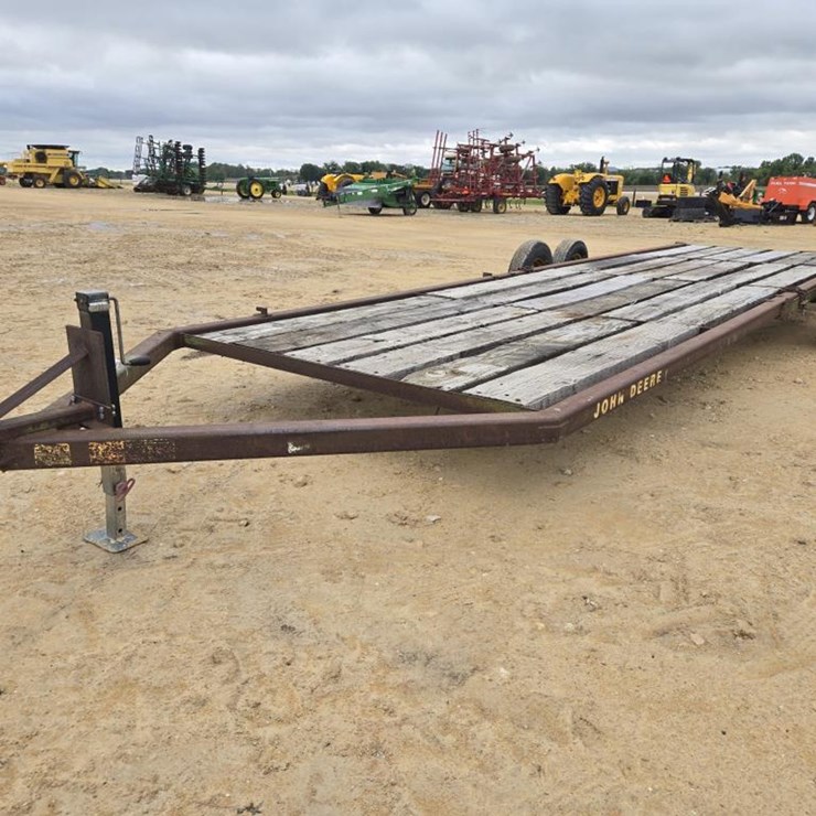 JOHN DEERE 28