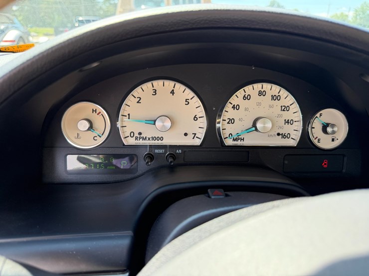 #47813-•-2004-ford-thunderbird-coupe-vin:-1fahp60a24y101242-image-77
