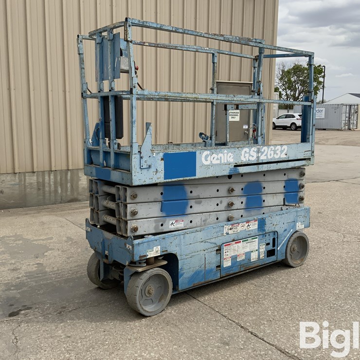 2007 GENIE GS2632