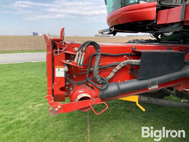 2012-case-ih-7120-image-11