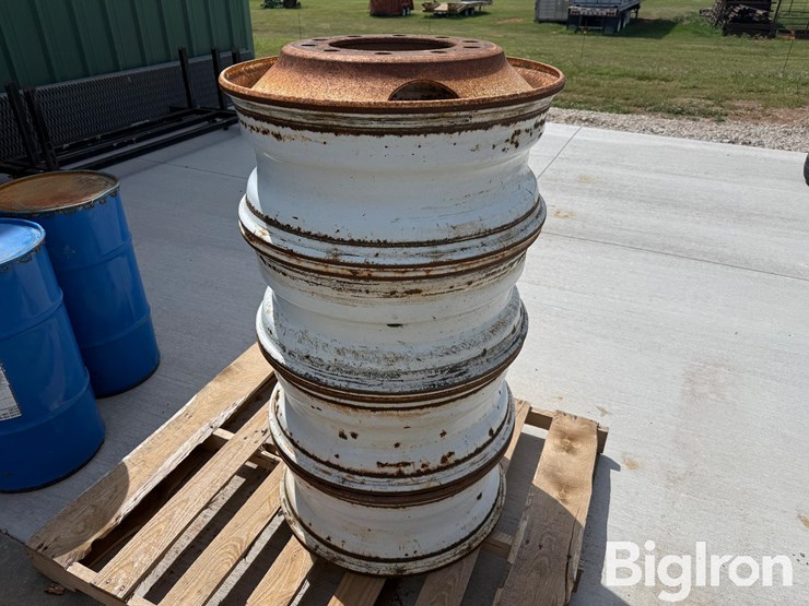 11r24.5-steel-rims-image-5