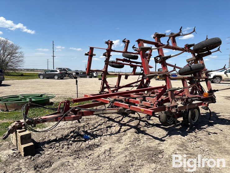 case-ih-5800-image-1