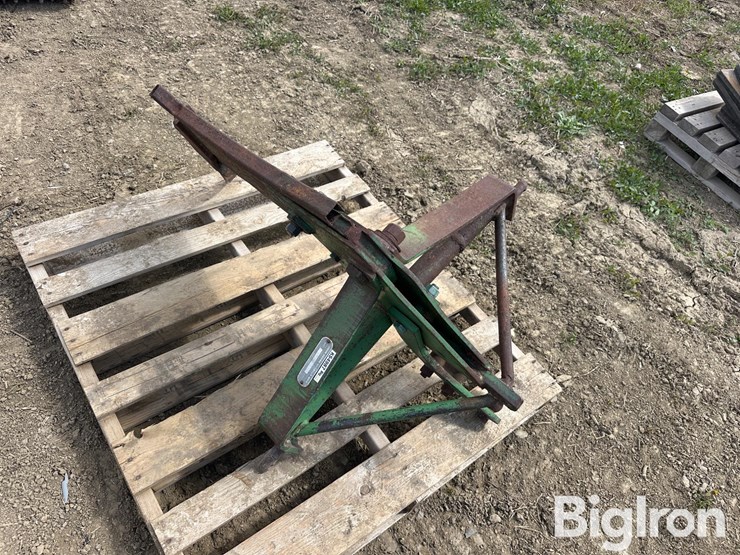 john-deere-22a-image-16