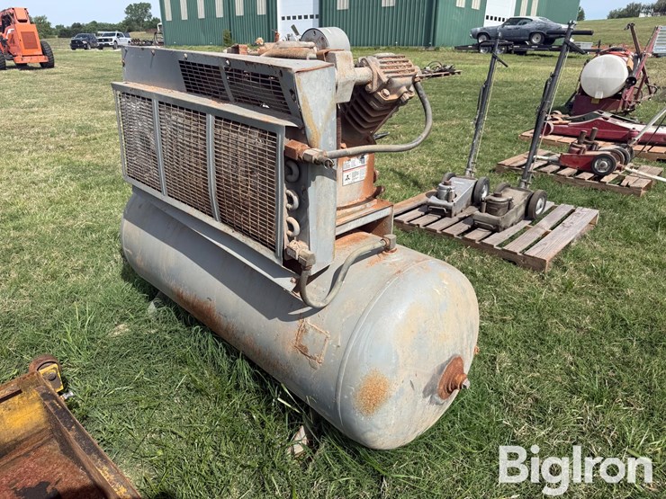 ingersoll-rand-2540e10-air-compressor-image-5