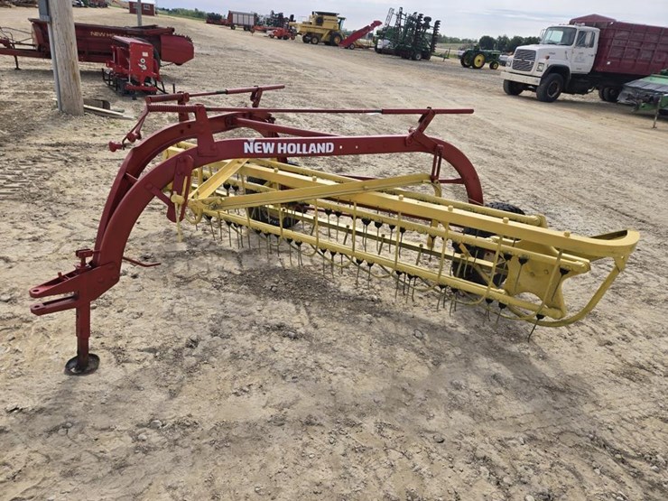 new-holland-56-image-1