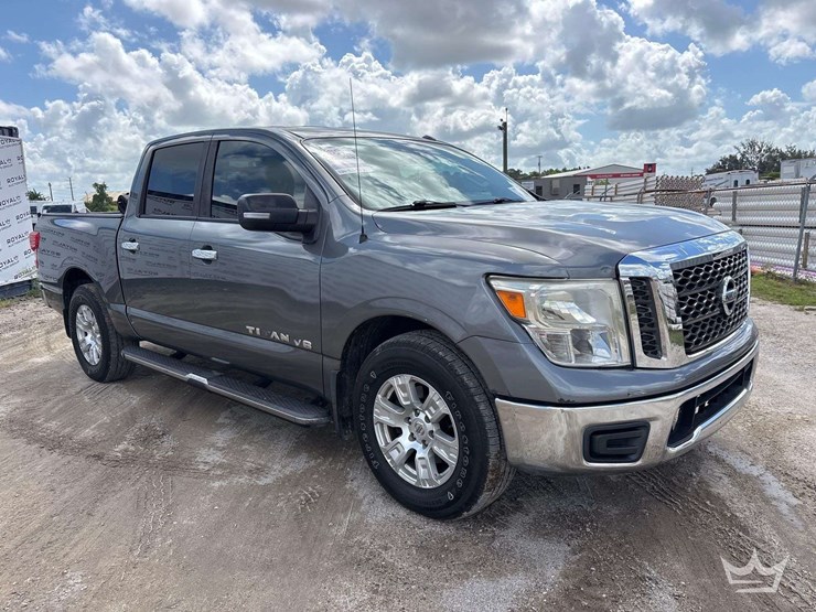 2018-nissan-titan-image-2