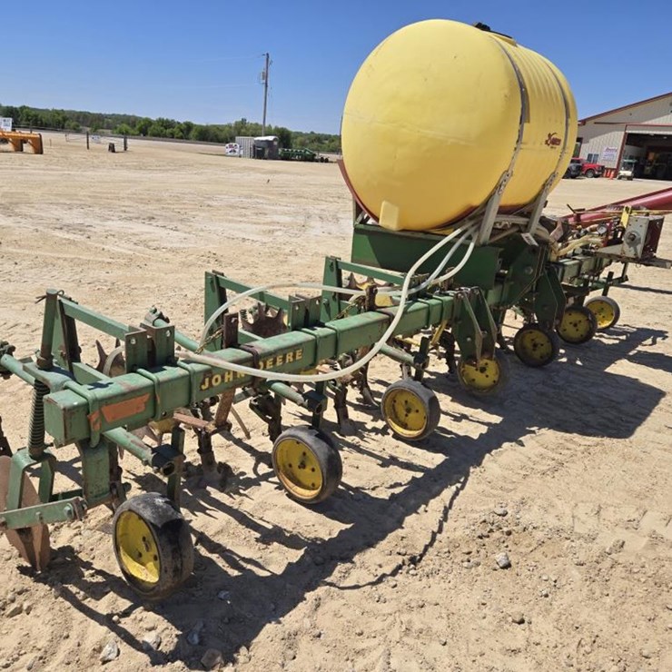 JOHN DEERE 6