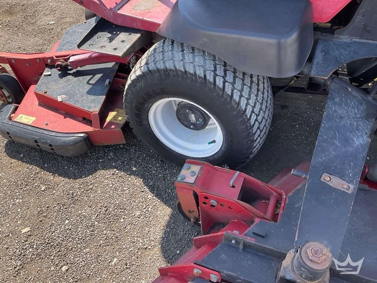2017-toro-groundsmaster-4000d-image-12