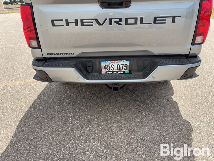 2025-chevrolet-colorado-image-18