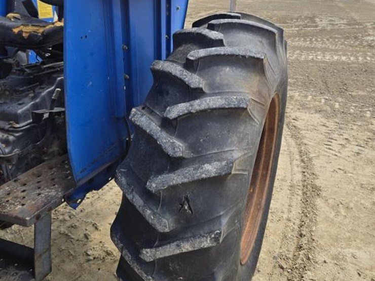 new-holland-5610-image-7