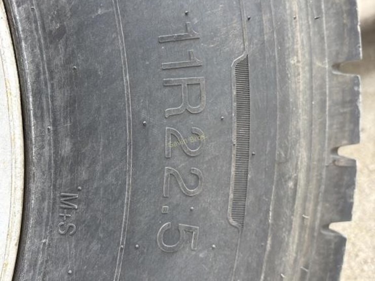 2010-international-durastar-4300-image-11