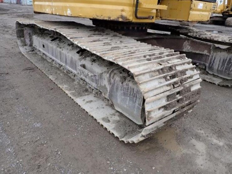 2013-caterpillar-321d-lcr-image-95