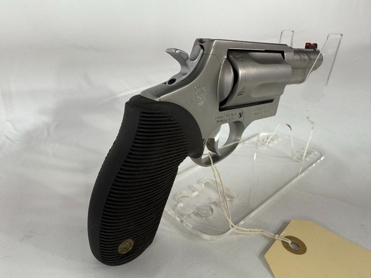 #84-•-taurus-the-judge-45lc/410gauge-bs626306-image-9