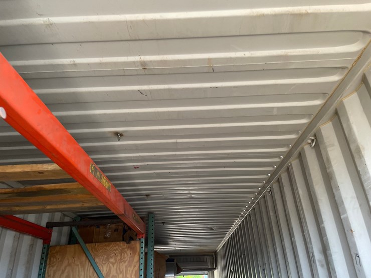 #4531-•-40'-high-cube-shipping-container-image-3