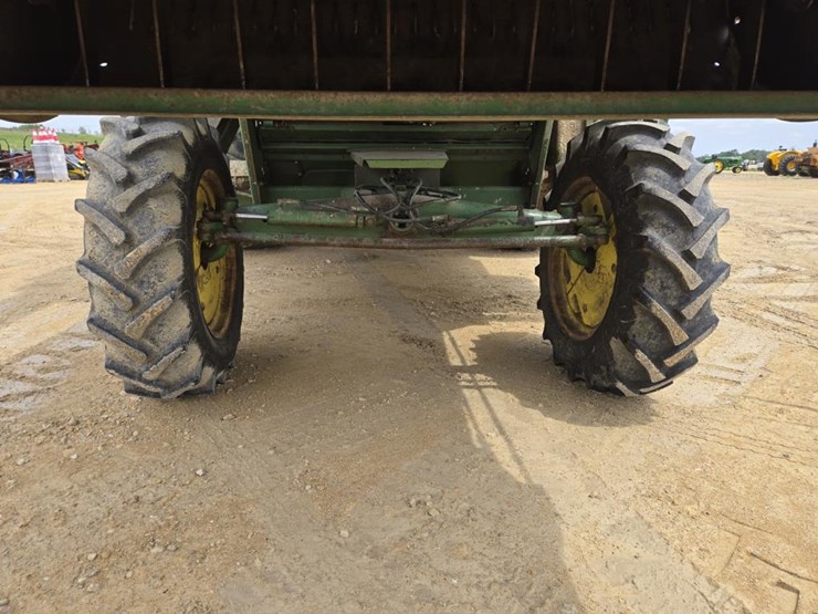 john-deere-7720-image-11