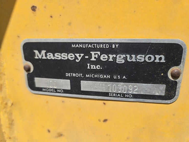 massey-ferguson-2135-image-6