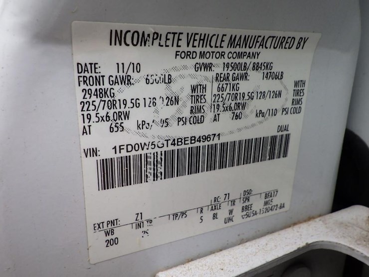 2011-ford-f550-image-44