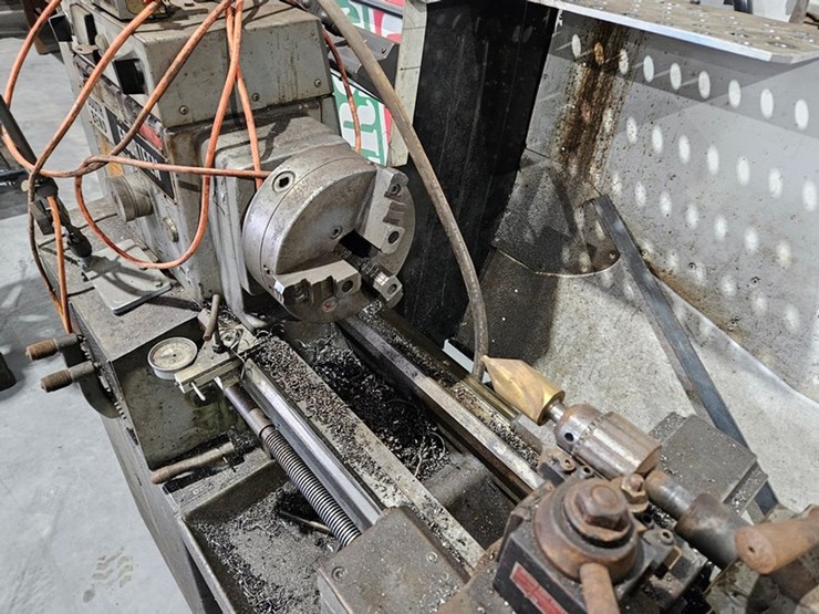 #6182-•-south-bend-fourteen-industrial-metal-lathe-image-13