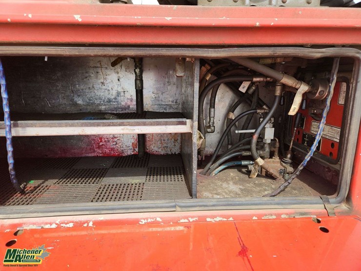 2011-ford-f550-image-21