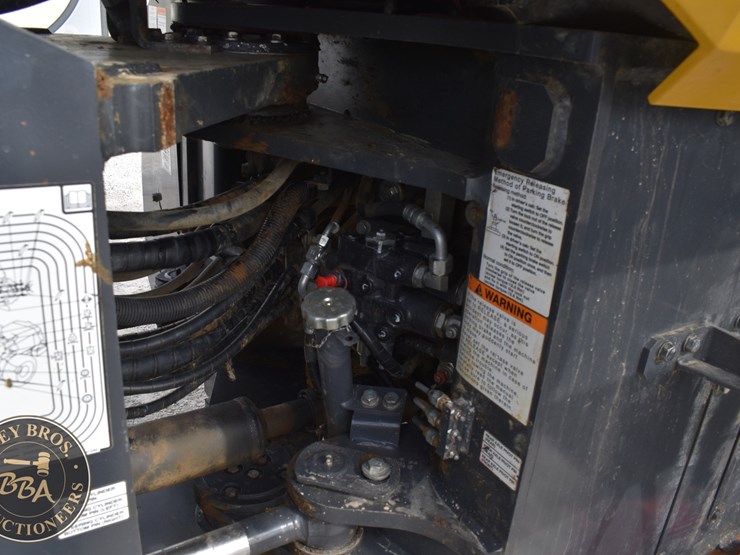 2021-komatsu-wa380-8-image-31