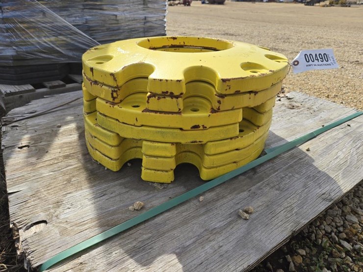 #490-•-(7)-john-deere-rear-wheel-weights-image-4