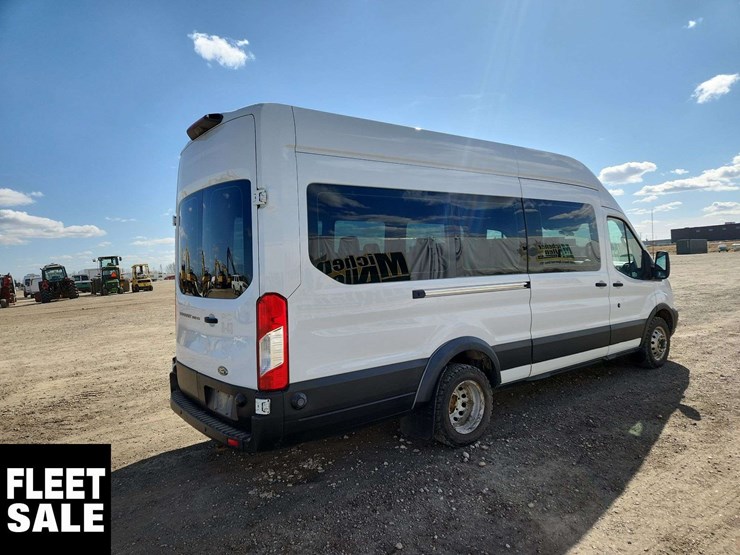 2019-ford-transit-image-4