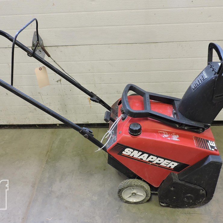 SNAPPER, LE19 GAS POWERED SNOWBLOWER, RUNNING 164