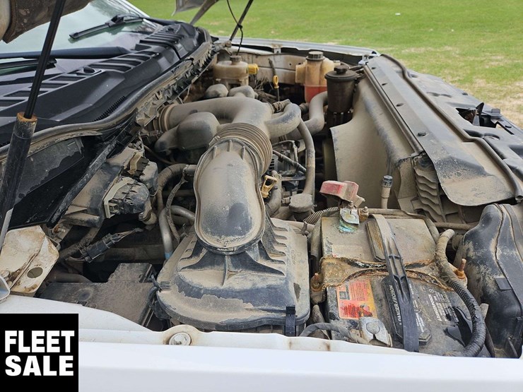 2017-ford-f550-image-16