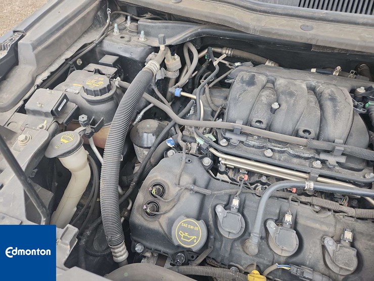 2018-ford-explorer-image-28