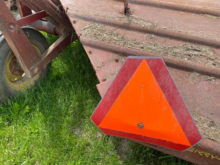 new-holland-488-image-28