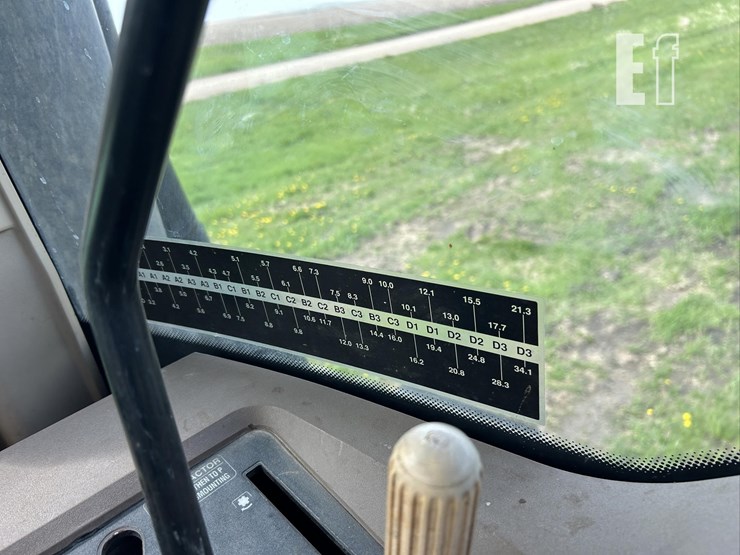 2000-john-deere-9400t-image-57