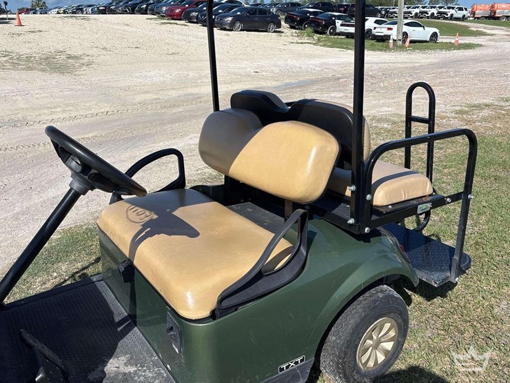 2019-ez-go-electric-cart-image-7