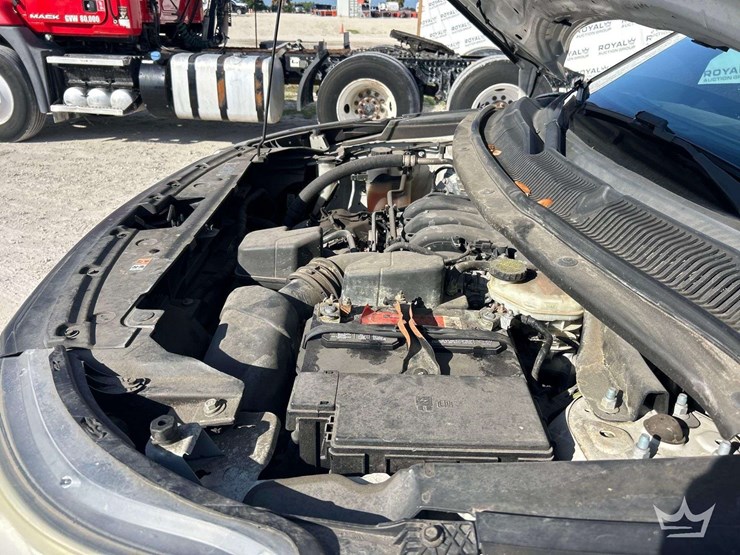 2016-ford-explorer-image-9