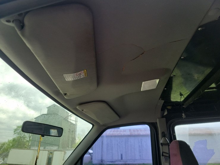 2000-ford-e250-image-56