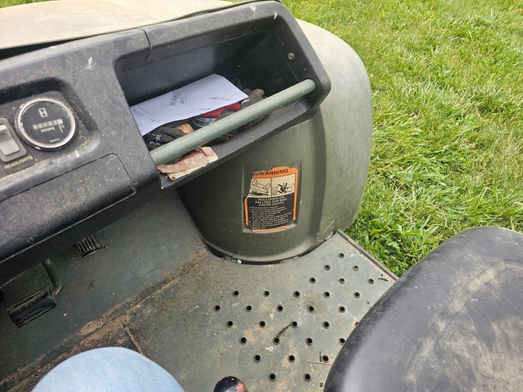 john-deere-gator-image-24