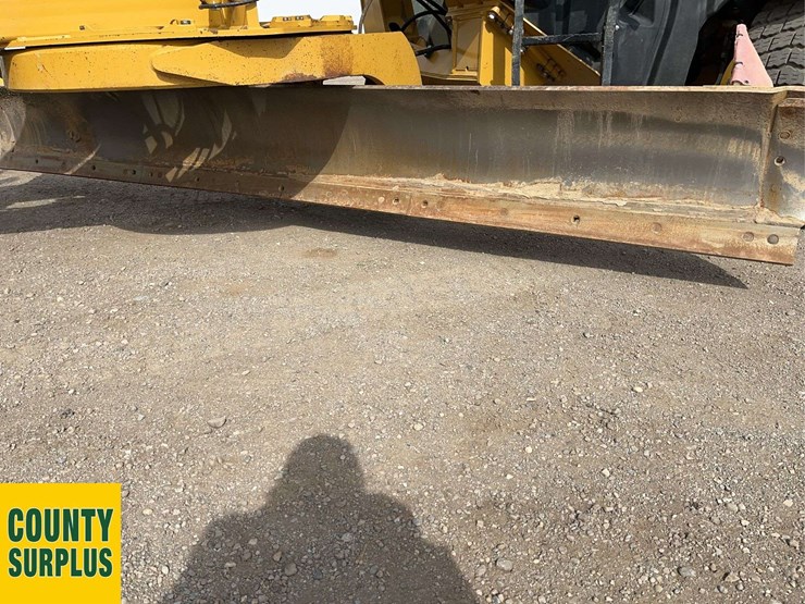 caterpillar-160m-awd-image-29