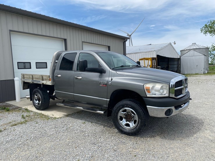 2008-dodge-2500-image-3