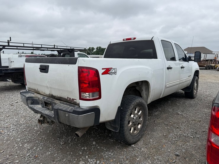 2015-gmc-2500hd-image-4