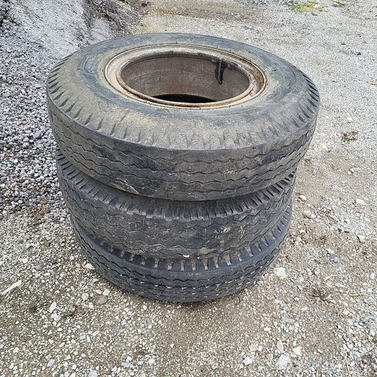 (3) 9.00-20 Tires w/Dayton Rims