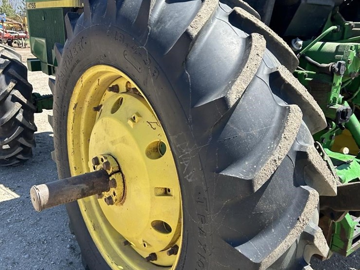 1990-john-deere-4755-image-24