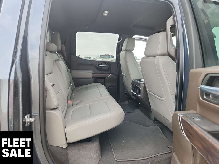 2021-gmc-sierra-1500-image-18