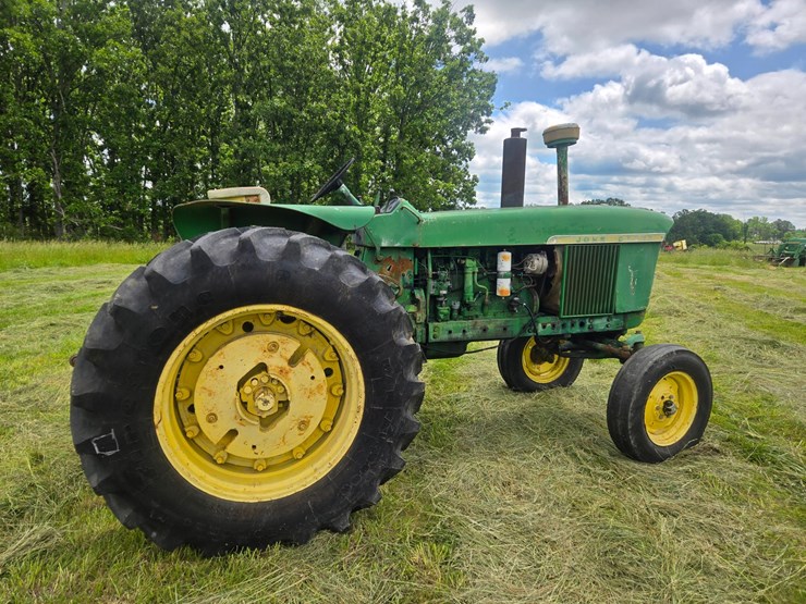 john-deere-4020-image-12