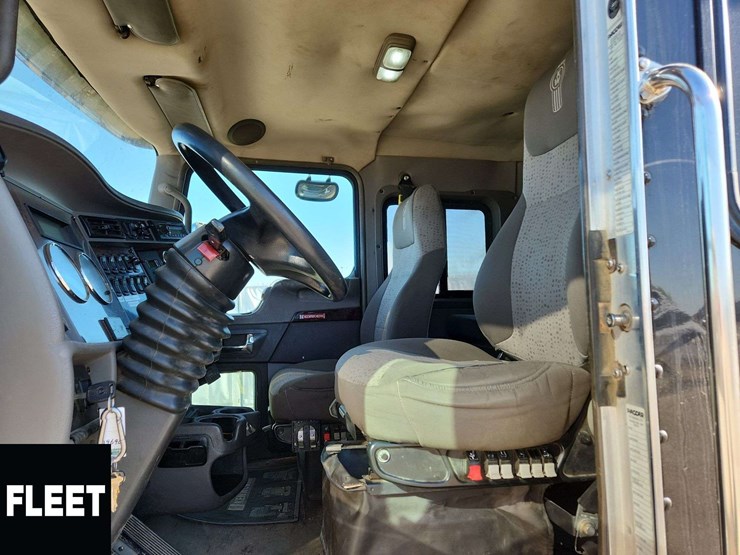 2012-kenworth-t370-image-17