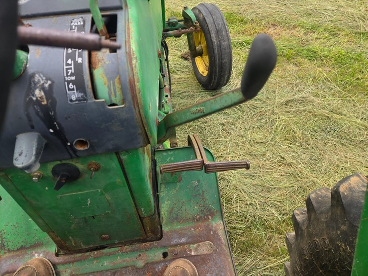 john-deere-4020-image-35