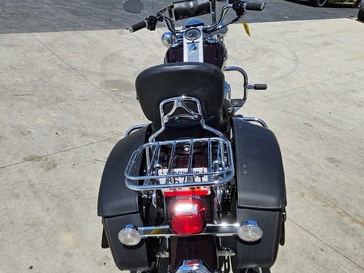 #6179-•-2006-harley-davidson-road-king-motorcycle-image-4